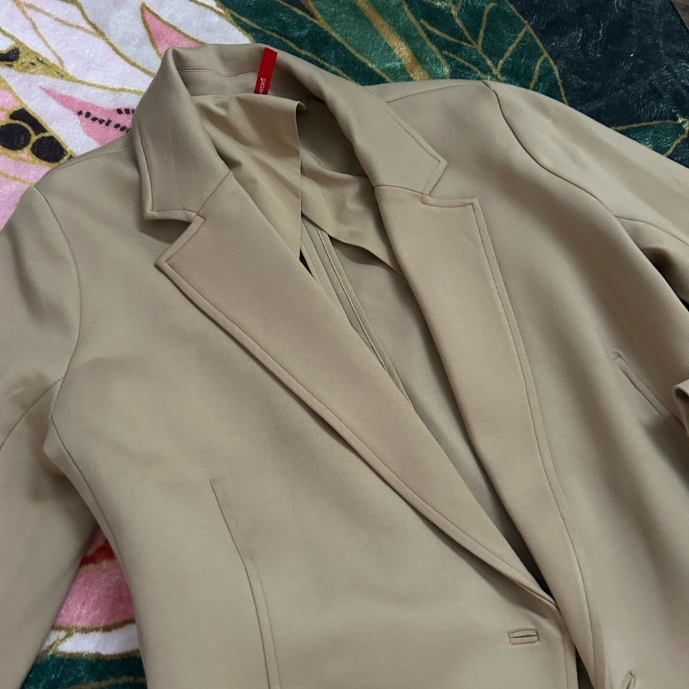 The Perfect Asymmetrical Blazer -toffee size m - Picture 5 of 8